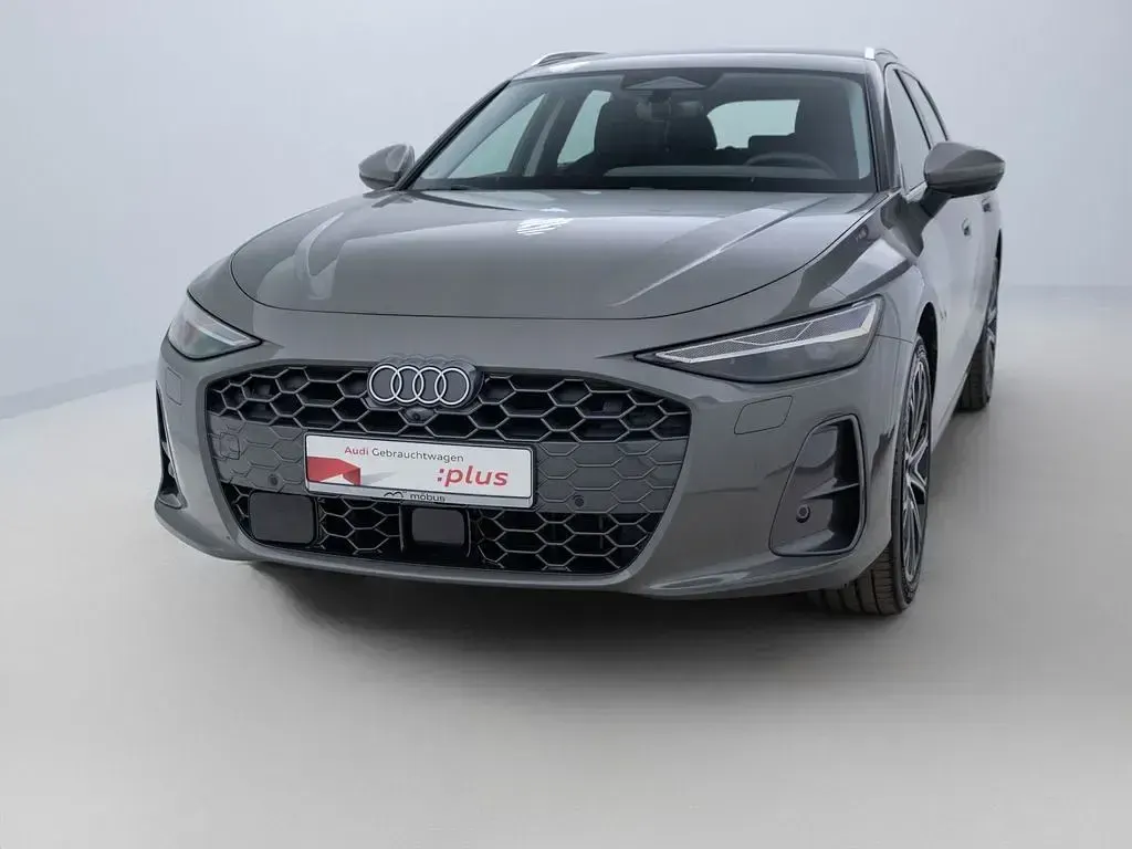 Gebraucht Audi A6 Ambiente 204 PS (150 kW) 2025 Chronosgrau metallic Kombi