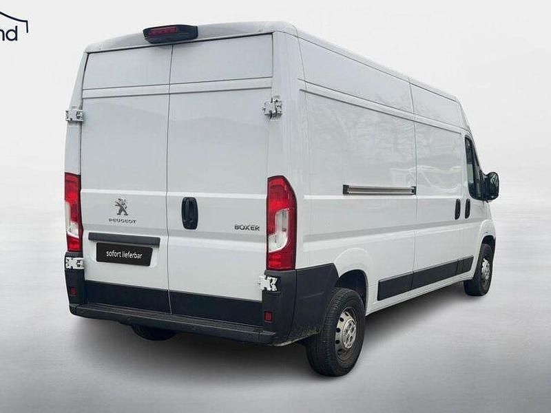 Gebraucht Peugeot Boxer 140 PS (102 kW) 2024 Weiß Van