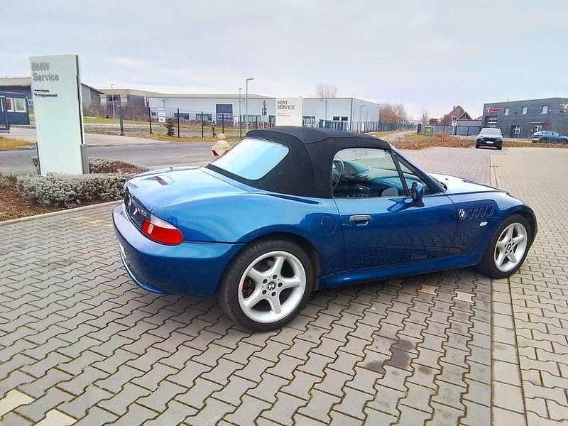 Second-hand BMW Z3 150 CP (110 kW) 2000 Albastru Cabrio
