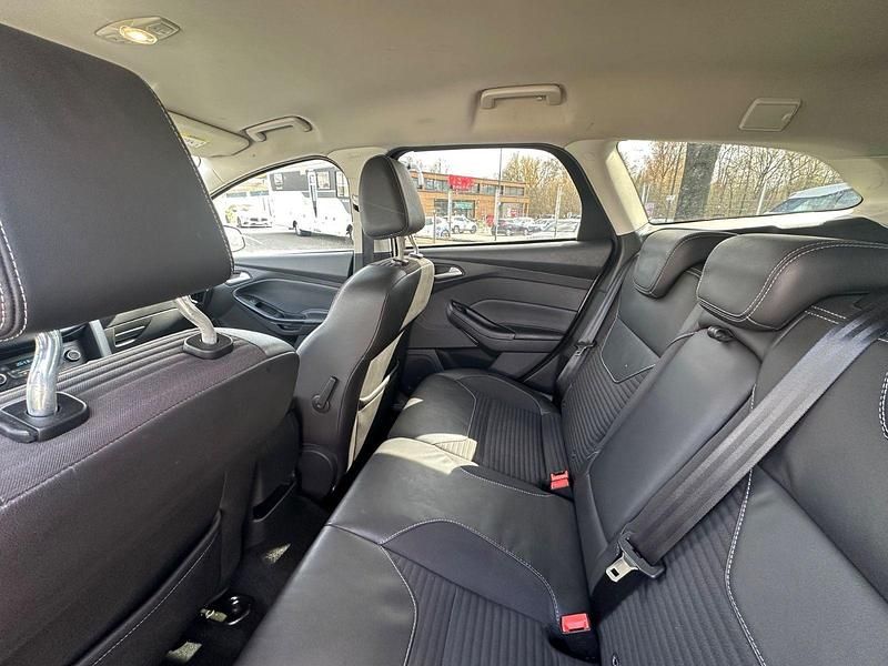 Gebraucht Ford Focus Titanium 150 PS (110 kW) 2016 Grau Kombi