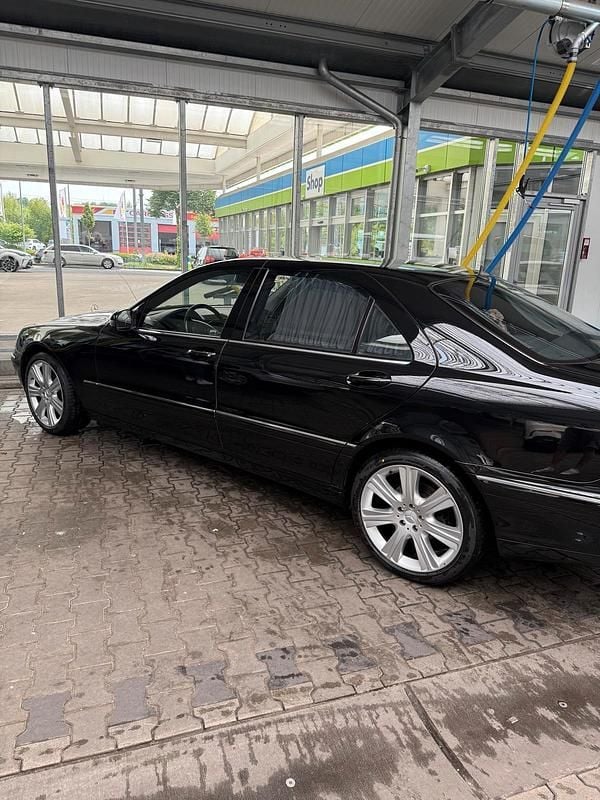 Schwarz Gebraucht 2002 Mercedes S500 Limousine | 8.500 € (Fairer Preis) - Bild 1/4