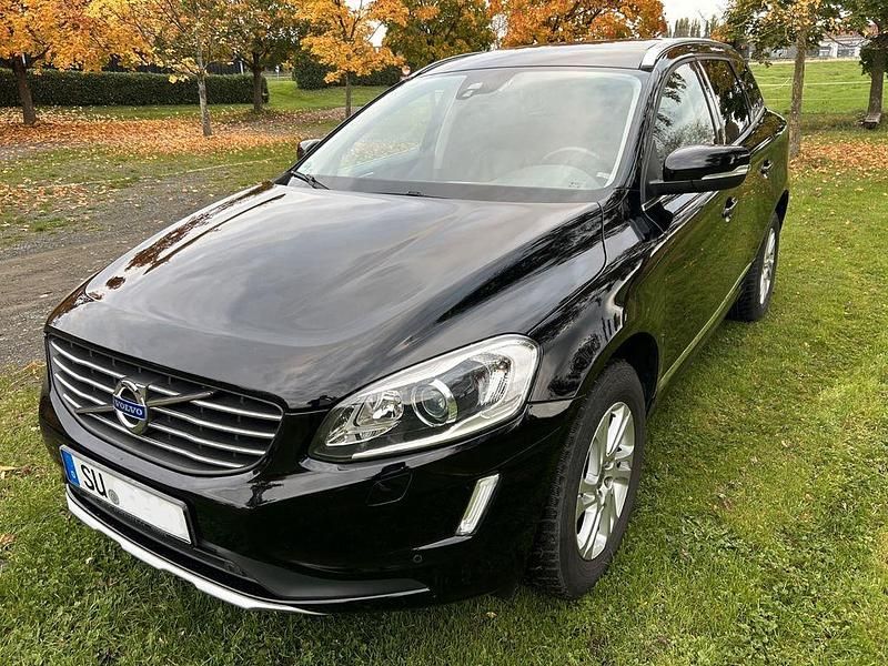 Schwarz Gebraucht 2013 Volvo XC60 Summum SUV | 15.950 € (Fairer Preis) - Bild 1/4