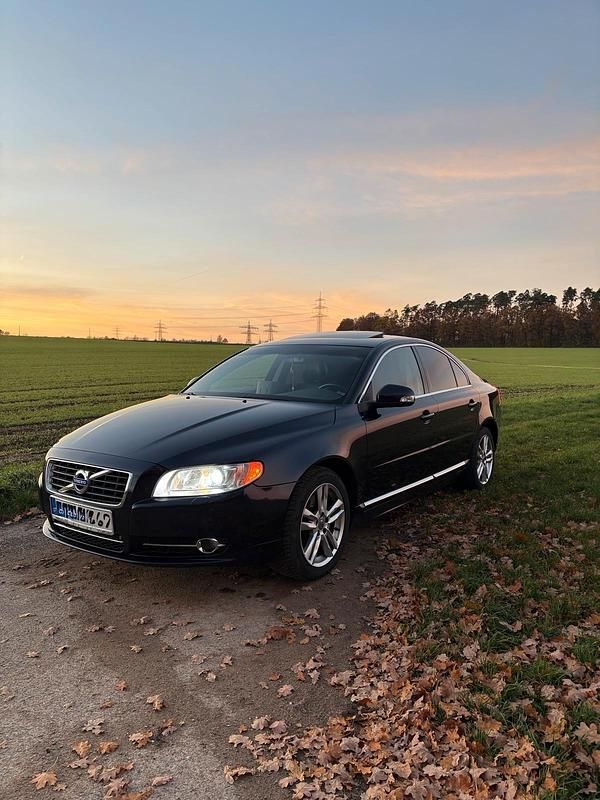 Blau Gebraucht 2011 Volvo S80 Limousine | 9.999 € - Bild 1/4