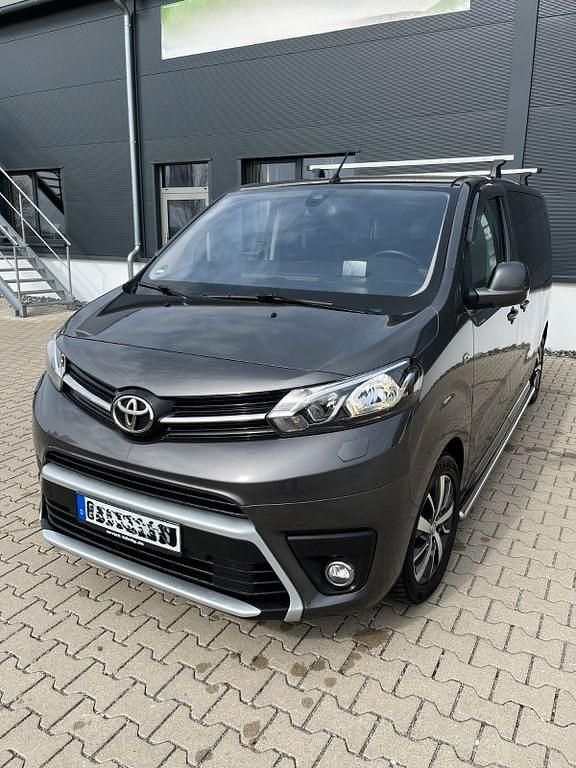 Gebraucht Toyota Proace 177 PS (130 kW) 2019 Grau Van / Kleinbus