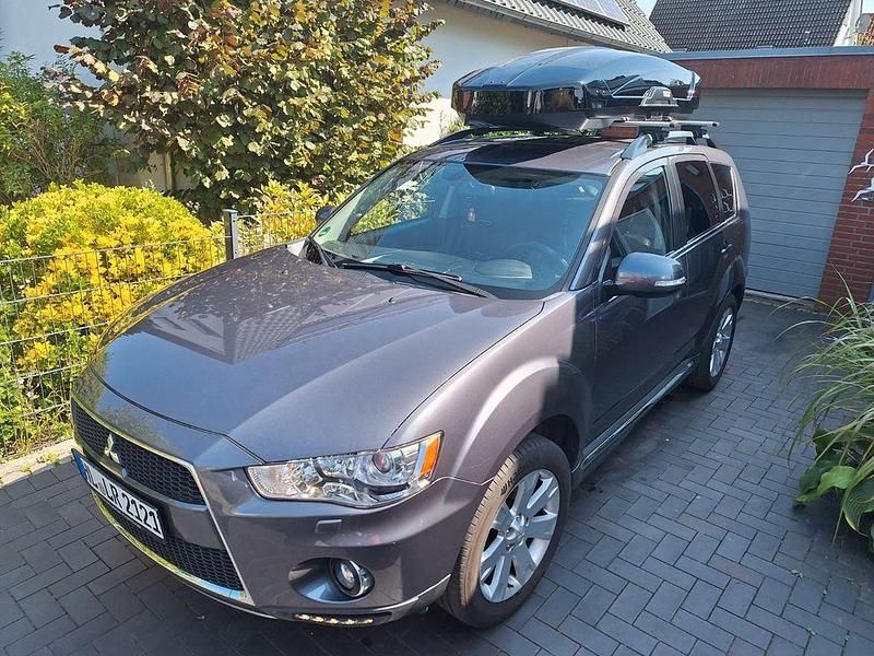 Gebraucht Mitsubishi Outlander Edition 147 PS (108 kW) 2010 Grau SUV