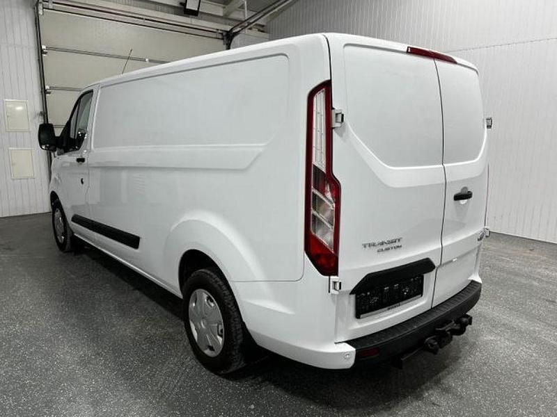 Gebraucht Ford 300 S 131 PS (96 kW) 2023 Frostweiss/frozenwhite (pn3gz0) Van