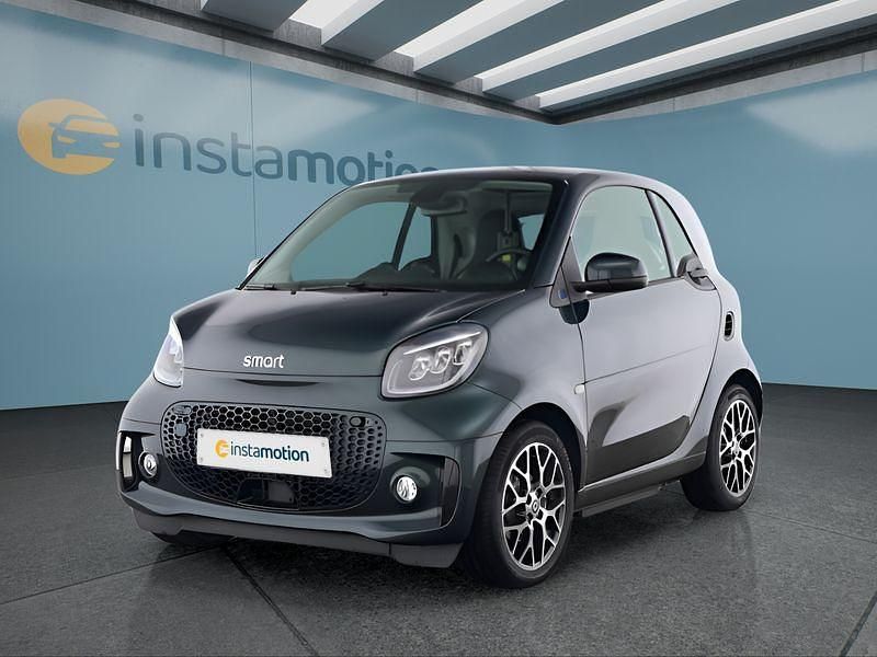 Grün Gebraucht 2023 Smart ForTwo Electric Drive Prime Kleinwagen | 21.299 € - Bild 1/4