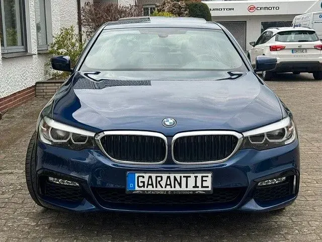 Gebraucht BMW 530 M Sport 252 PS (185 kW) 2018 Blau Limousine