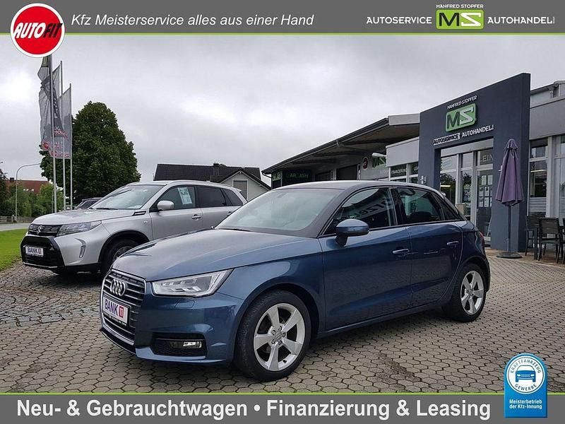 Blau Gebraucht 2018 Audi A1 Sportback Sport Kleinwagen | 14.950 € (Fairer Preis) - Bild 1/4