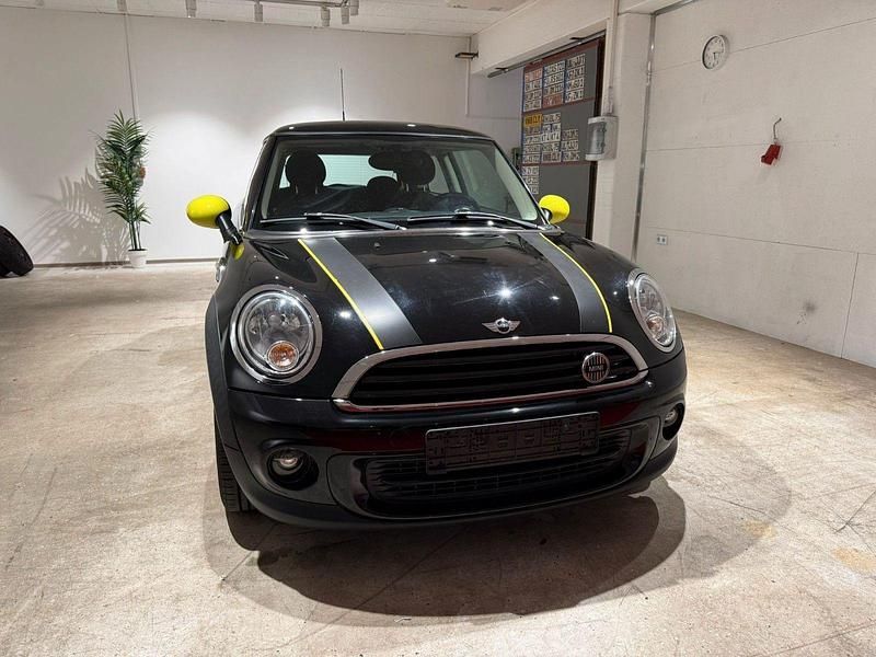 Usata Mini ONE 75 CV (55 kW) 2013 Nero Utilitaria