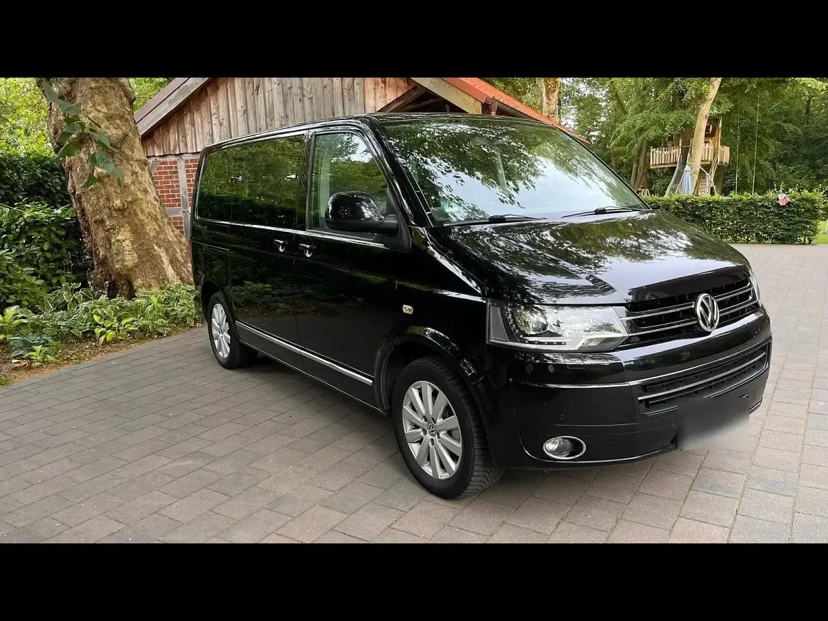 Gebraucht VW Multivan Highline 179 PS (131 kW) 2013 Schwarz Van / Kleinbus