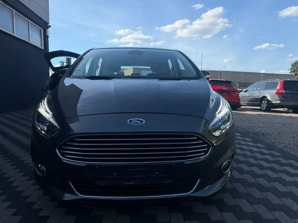 Gebraucht Ford S-MAX Titanium 150 PS (110 kW) 2016 Grau Van / Kleinbus