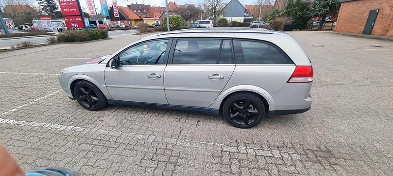 Gebraucht Opel Vectra 150 PS (110 kW) 2005 Grau Kombi