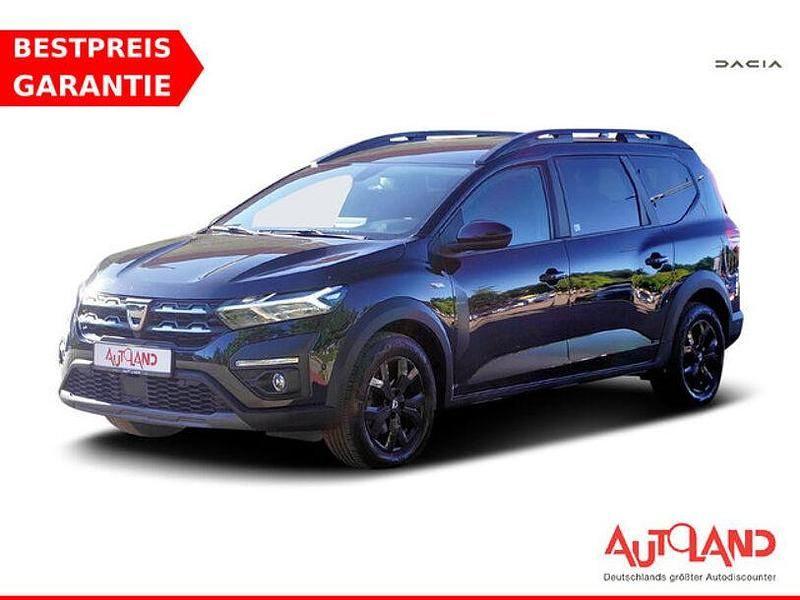Schwarz Gebraucht 2022 Dacia Jogger Van | 20.990 € (Etwas zu teuer) - Bild 1/4