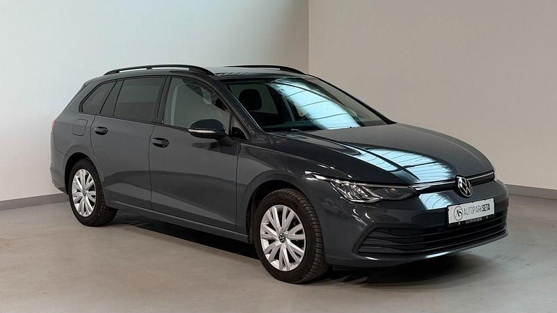 Gebraucht VW Golf VIII Life 150 PS (110 kW) 2022 Grau Kombi