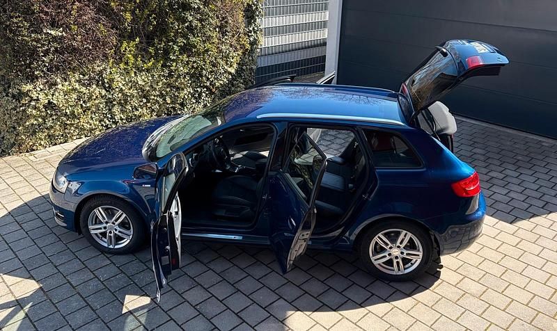 Gebraucht Audi A3 S-Line 140 PS (102 kW) 2012 Blau Kleinwagen