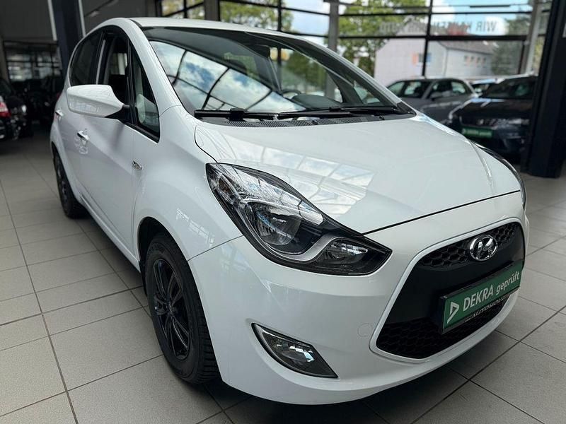 Gebraucht Hyundai i20 125 PS (91 kW) 2019 Weiß Kleinwagen