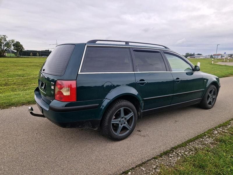 Gebraucht VW Passat 101 PS (74 kW) 2003 Kombi