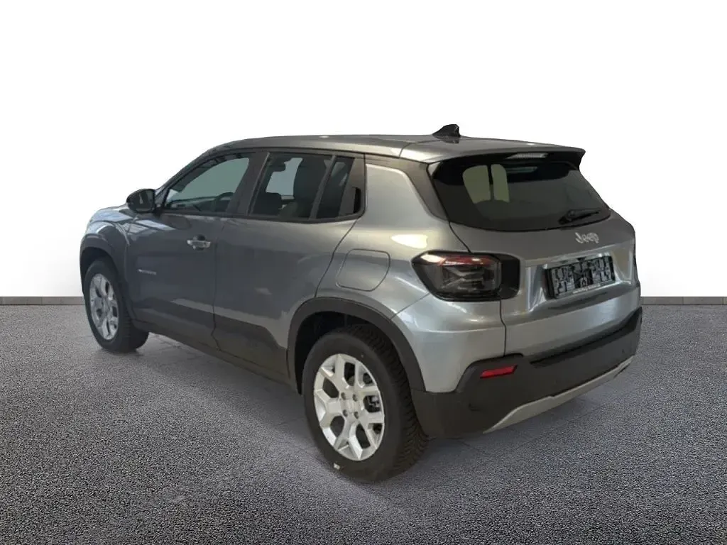 Neu Jeep Avenger Altitude 110 PS (80 kW) 2026 Grau SUV