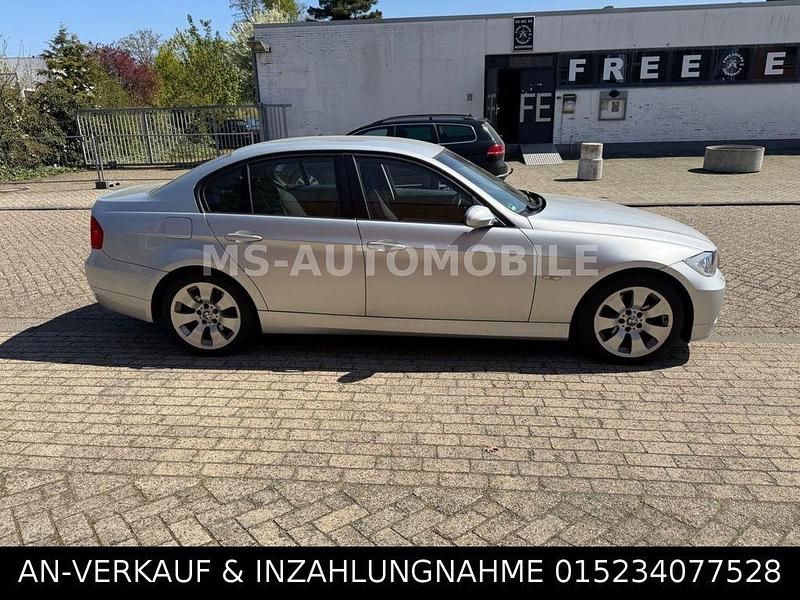Gebraucht BMW 320 163 PS (119 kW) 2004 Silber Limousine