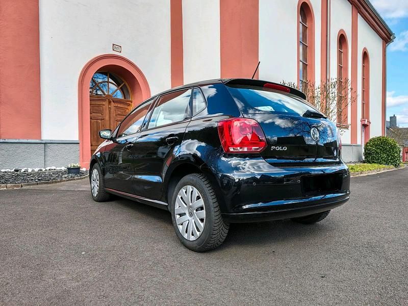 Gebraucht VW Polo Style 69 PS (50 kW) 2012 Schwarz Kleinwagen