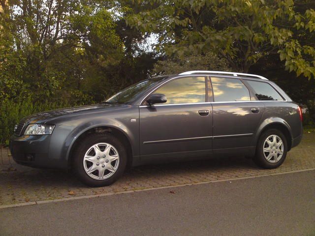 Gebraucht Audi A4 131 PS (96 kW) 2003 Grau Kombi