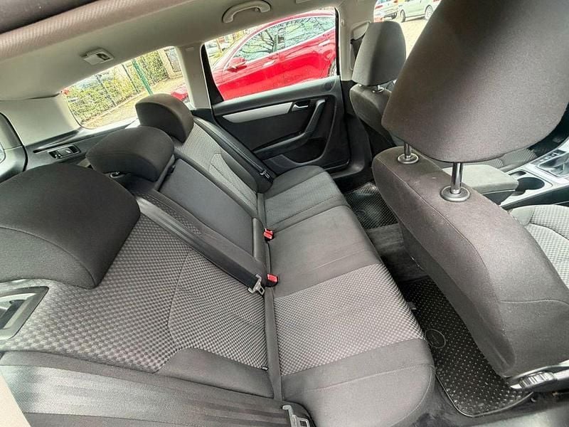 Gebraucht VW Passat 140 PS (102 kW) 2014 Grau Kombi