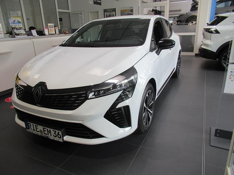 Weiß Gebraucht 2025 Renault Clio V Techno Limousine | 20.770 € (Etwas zu teuer) - Bild 1/4