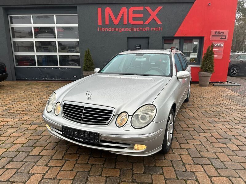 Silber Gebraucht 2003 Mercedes E200 Kombi | 2.990 € - Bild 1/4
