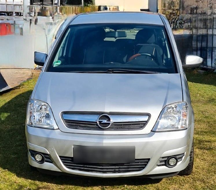 Gebraucht Opel Meriva 105 PS (77 kW) 2008 Silber Van / Kleinbus