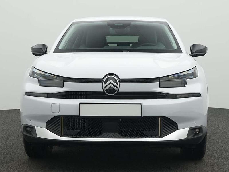 Neu Citroën C4 145 PS (106 kW) 2026 Okenit weiß metallic SUV