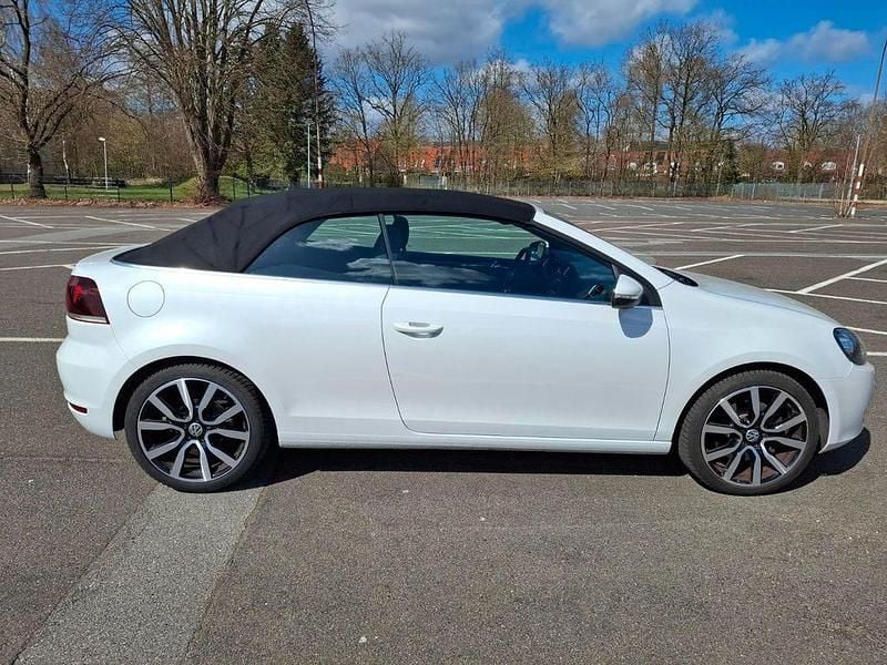 Gebraucht VW Golf Cabriolet 140 PS (102 kW) 2014 Weiß Cabrio