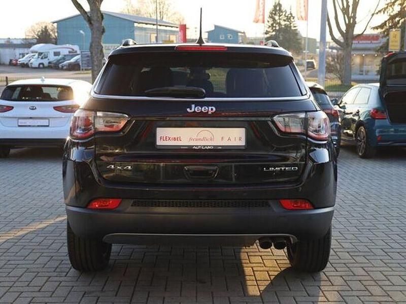 Gebraucht Jeep Compass Limited 170 PS (125 kW) 2017 Schwarz SUV