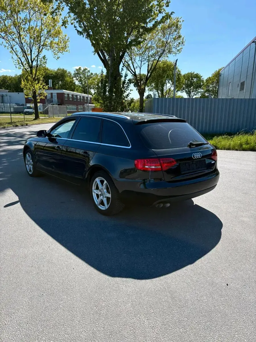 Usata Audi A4 150 CV (110 kW) 2011 Nero Station wagon