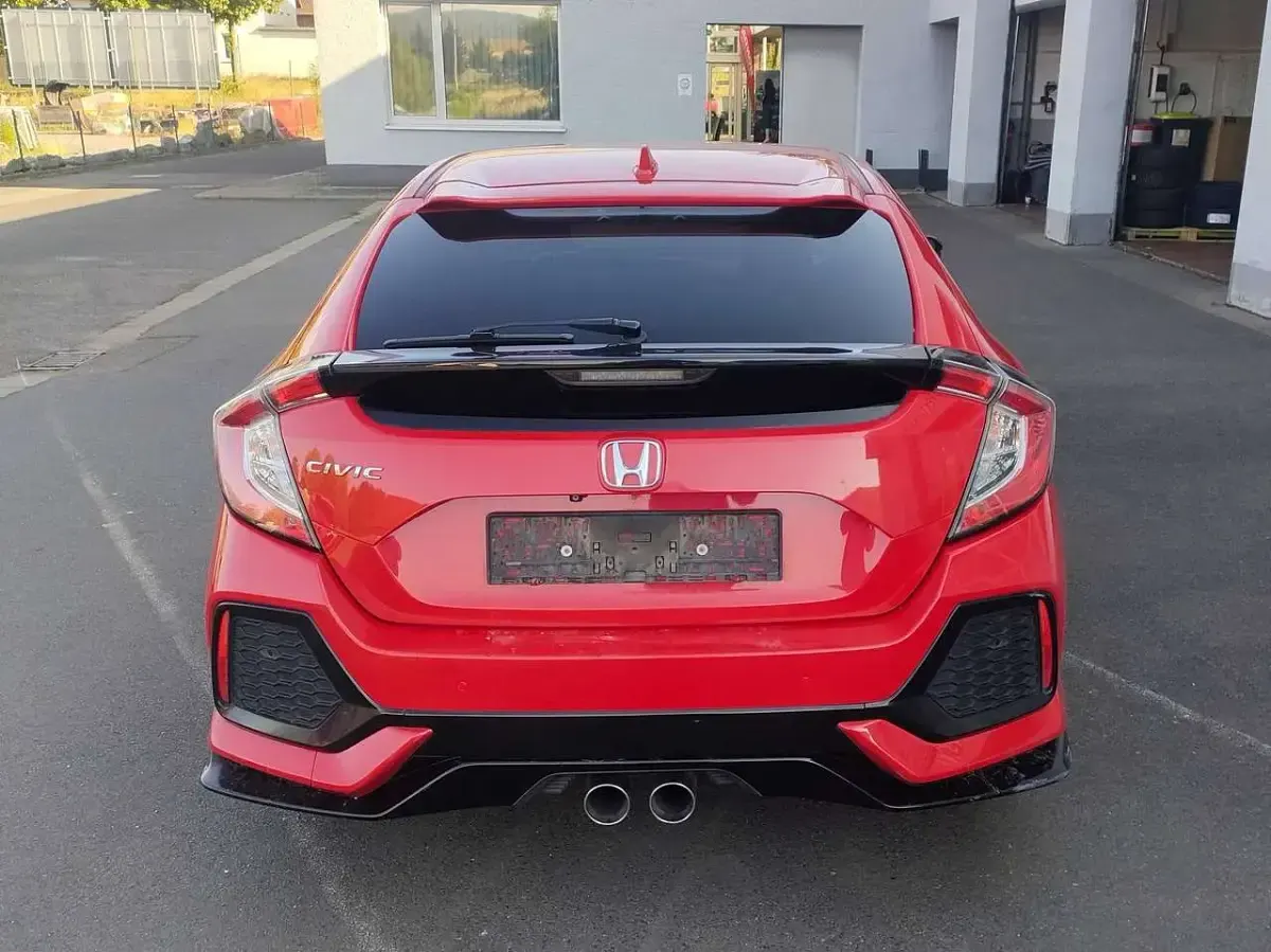 Gebraucht Honda Civic Sport 182 PS (133 kW) 2017 Rally red Kleinwagen