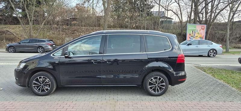 Gebraucht VW Sharan Cup 140 PS (102 kW) 2015 Deep black perleffekt Van / Kleinbus