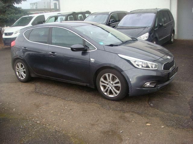 Second-hand Kia ProCeed 128 CP (94 kW) 2014 Gri Hatchback