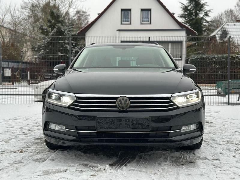 Gebraucht VW Passat Comfortline 150 PS (110 kW) 2015 Schwarz Kombi