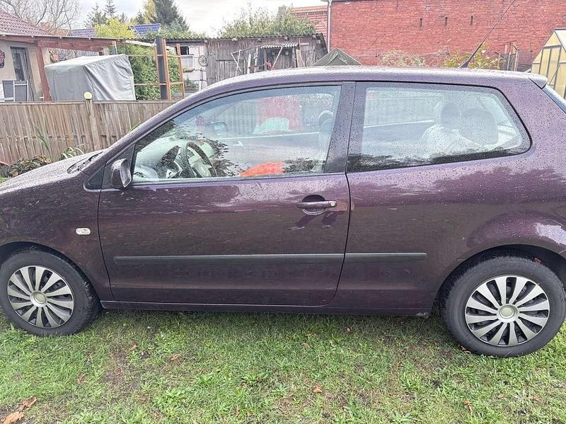 Gebraucht VW Polo 64 PS (47 kW) 2002 Violett Limousine