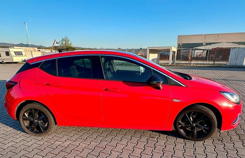 Usata Opel Astra 150 CV (110 kW) 2019 Rosso Utilitaria