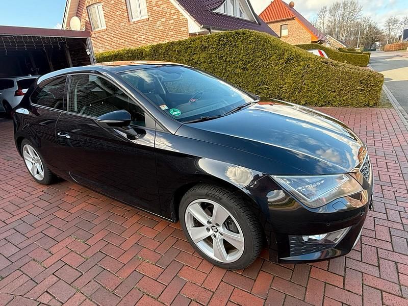 Second-hand Seat Leon 120 CP (88 kW) 2014 Negru Coupe