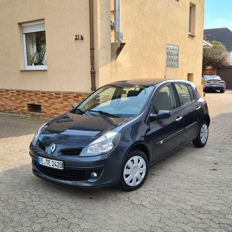 Gebraucht Renault Clio II Dynamique 75 PS (55 kW) 2005 Grau Limousine