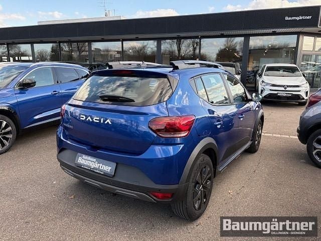 Gebraucht Dacia Sandero Expression 91 PS (66 kW) 2025 Blau Kleinwagen