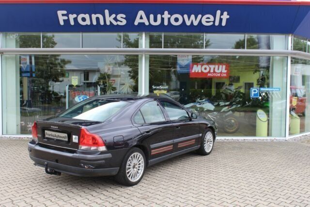 Gebraucht Volvo S60 140 PS (102 kW) 2003 Schwarz metallic Limousine