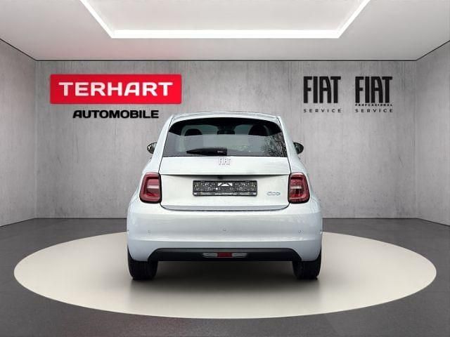 Neu Fiat 500e Icon 86 kW (118 PS) 2025 Blau Kleinwagen