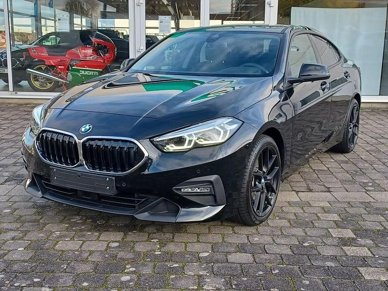 Schwarz Gebraucht 2024 BMW 218 Performance Coupé | 29.890 € (Fairer Preis) - Bild 1/4