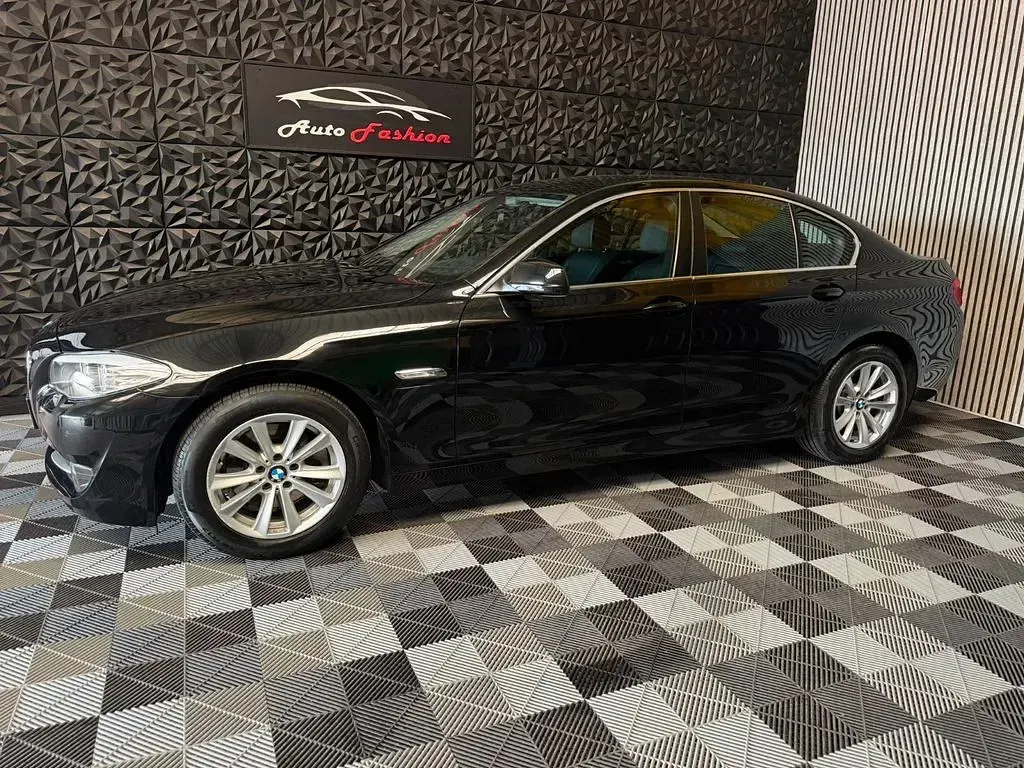 Gebraucht BMW 523 Performance 204 PS (150 kW) 2011 Schwarz Limousine