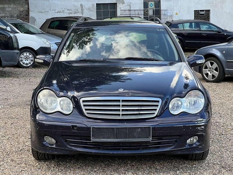 Blau Gebraucht 2004 Mercedes C200 Kombi | 990 € (Superpreis) - Bild 1/4