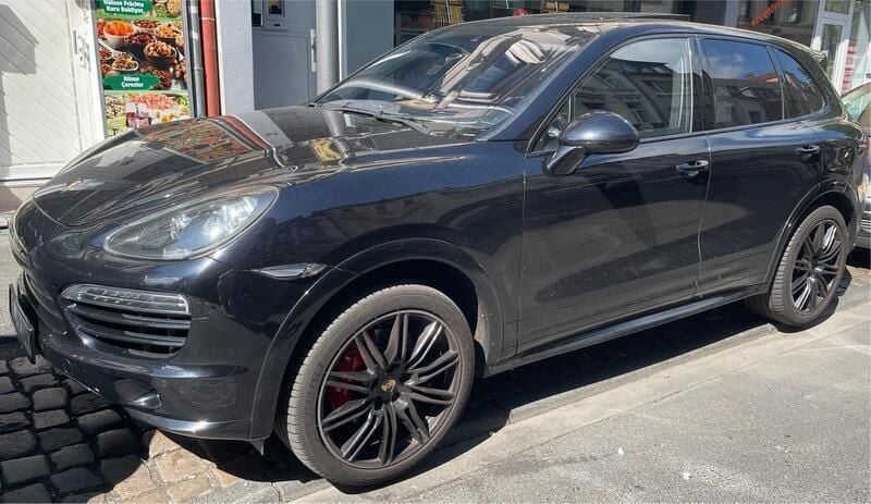 Schwarz Gebraucht 2013 Porsche Cayenne S SUV | 25.000 € (Fairer Preis) - Bild 1/1