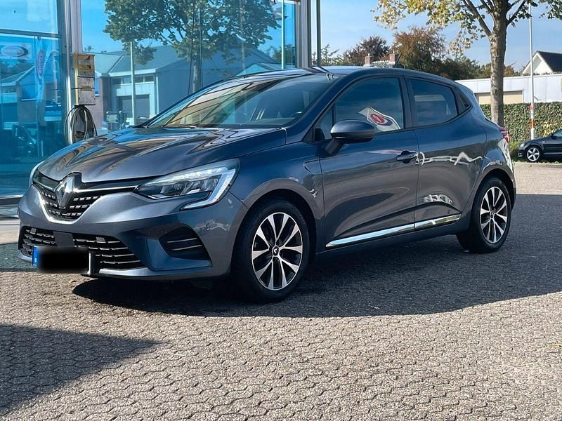Gebraucht Renault Clio V Intens 101 PS (74 kW) 2020 Grau Kleinwagen